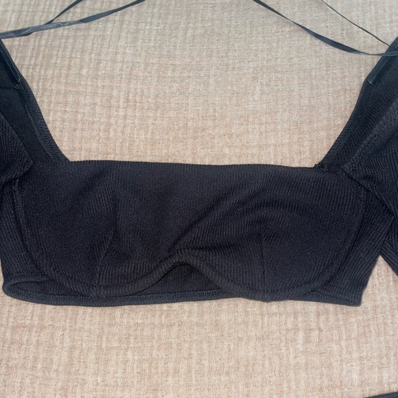 Princess Polly Crop Top - Picture 3 of 6